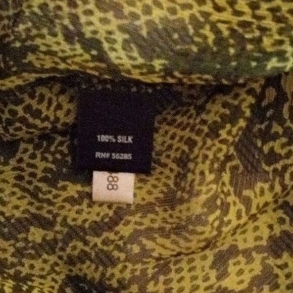 EXPRESS DESIGN STUDIO Women's Top - Picture 4 of 4